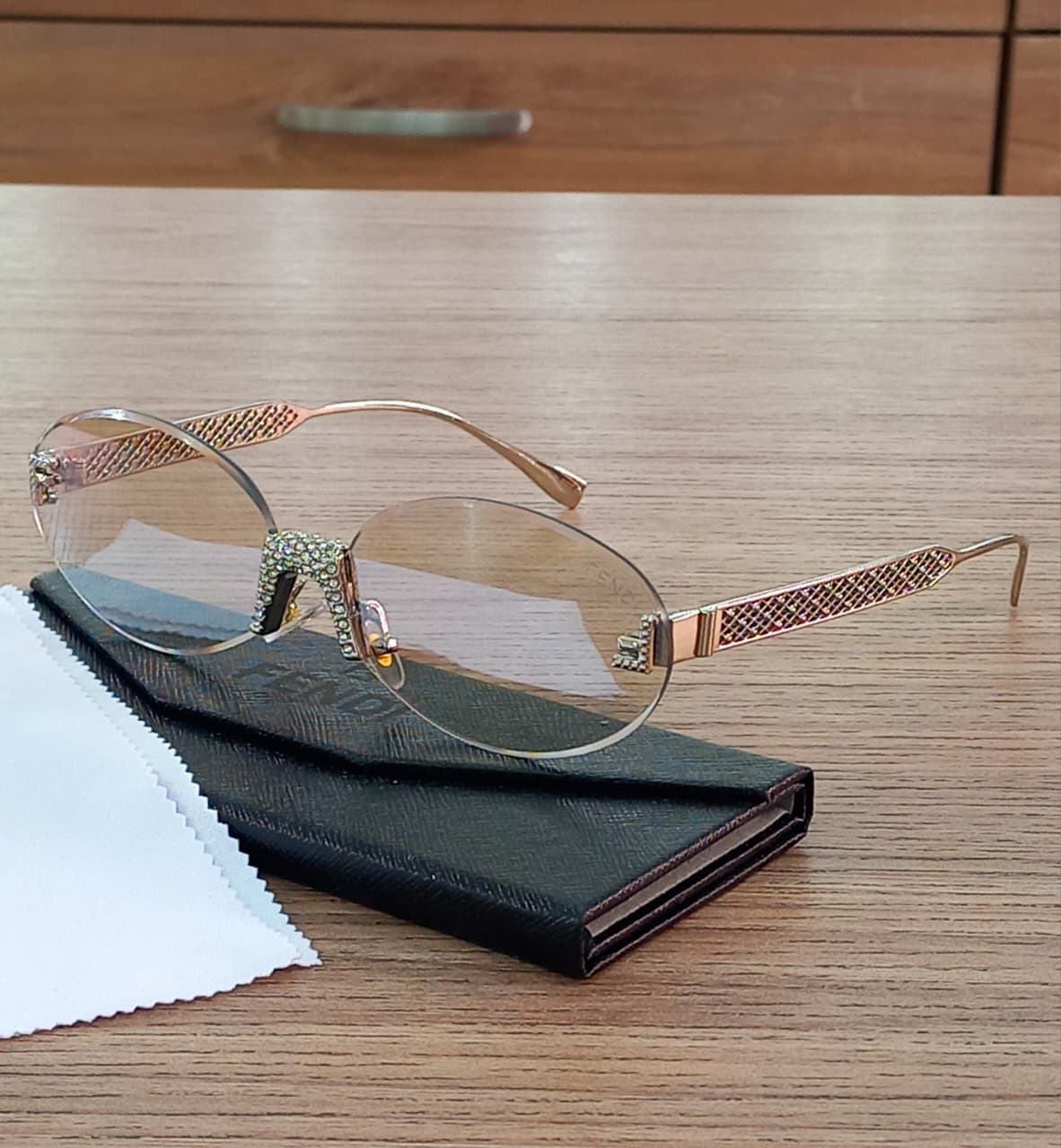 GAFAS FENDI DOBLE AA - Color: Negro